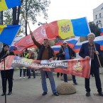 По 140 тысяч избирателей на участок для российской диаспоры?