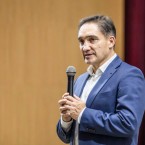 Стояногло осудил войну на Украине
