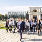 Прогноз социологов: На территории Молдовы Стояногло наберет больше голосов, чем Санду