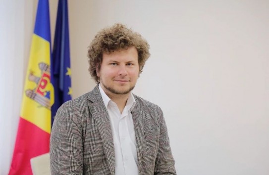 {Сталинградскую битву назвали катастрофой в молдавском учебнике истории} Молдавские Ведомости