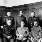 Потомки советских военачальников почтут их память у Кремлевской стены