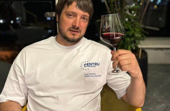 {За делом таможенников стоит война Речана со Спыну} Молдавские Ведомости