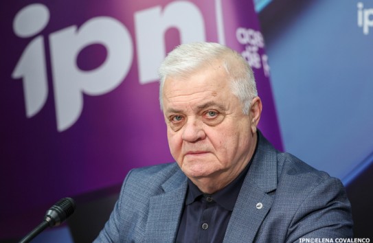 {Цэрану крепко обижен на «деревенских идиотов» } Молдавские Ведомости