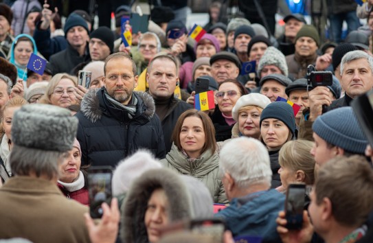 {PAS: Власть, которая бьет по диаспоре и разрушает экономику} Молдавские Ведомости