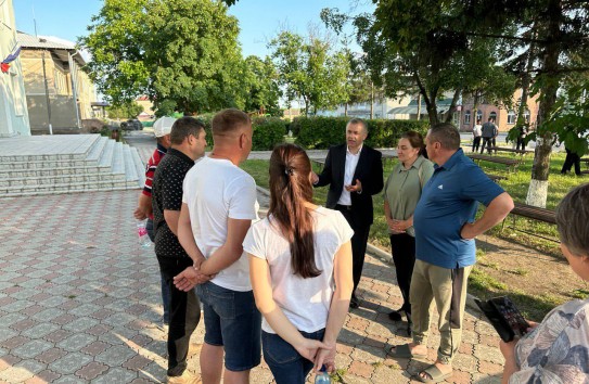 {Кику призвал к прагматизму во внешей политике} Молдавские Ведомости