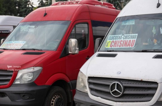 {Перевозчики пикетировали здание представительства ЕС} Молдавские Ведомости
