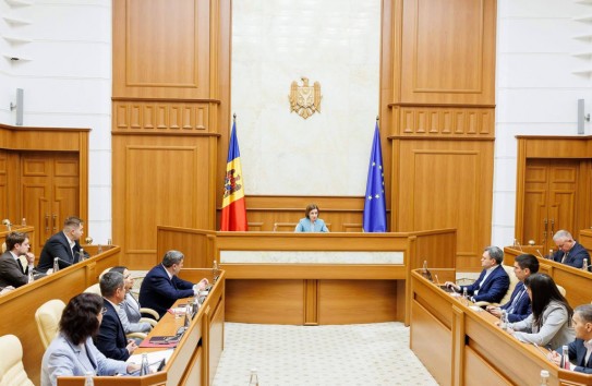 {Цырдя: Санду просит у Запада и ЕС помощи – хотя бы 120-150 миллионов} Молдавские Ведомости