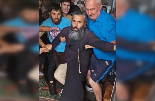 {Храм в Гринэуць, устоявший от захвата Бессарабской митрополии, хотят забрать через суд} Молдавские Ведомости