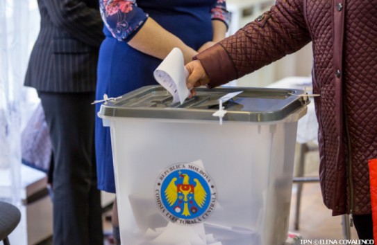 {За выборами в воскресенье будут следить 3 423 наблюдателя} Молдавские Ведомости