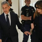 Саркози наказан за призывы к нормализации отношений с Россией