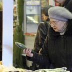 В Латвии нашли соперника по силам: российским пенсионерам объявили войну