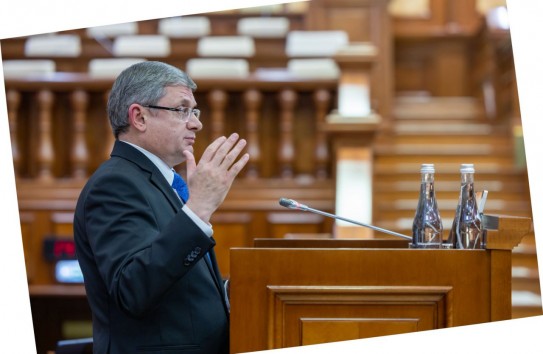 {Гросу набрал 55 голосов, Стояногло - 32} Молдавские Ведомости