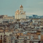 Возле «дворца Чаушеску» возвели крупнейший православный храм