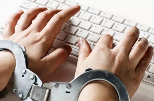 {Интернет под прицелом: почему соцсети ждут новые законы} Молдавские Ведомости