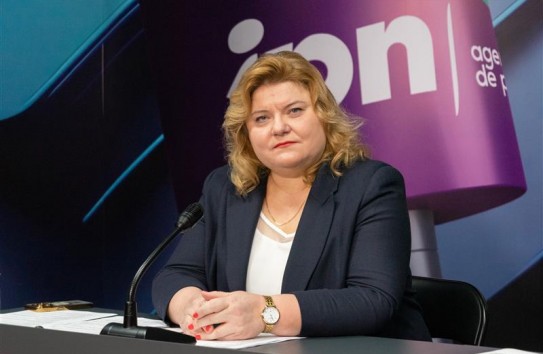 {Вероника Атеш: От правительства ждут повышения зарплат и пенсий - евроинтеграции недостаточно} Молдавские Ведомости