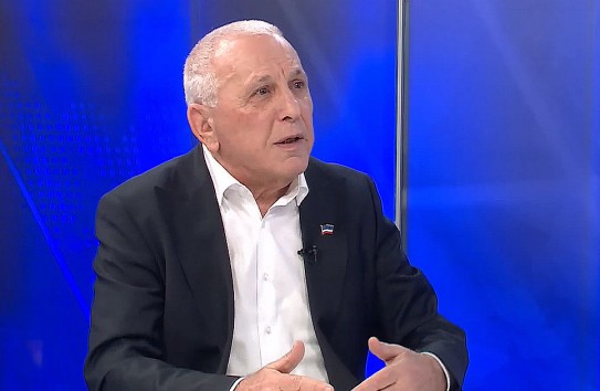 {Дмитрий Константинов подал в отставку} Молдавские Ведомости