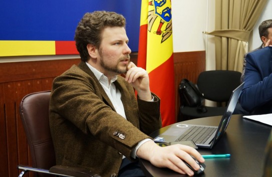 {Эстонская модель образования: зачем она нужна Перчуну} Молдавские Ведомости