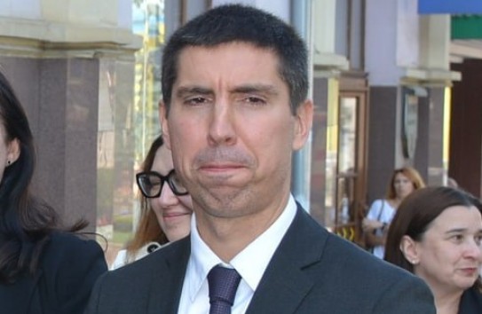 {Дитя кукурузы обнаружило, что у Молдовы есть экономические интересы в России} Молдавские Ведомости