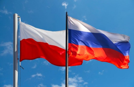 {Россия закрывает польское консульство в ответ на аналогичные мыры Варшавы} Молдавские Ведомости