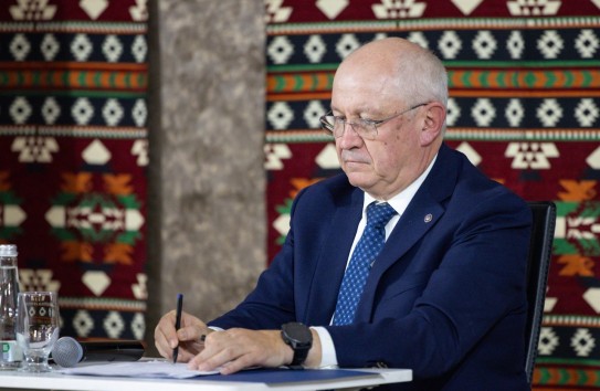 {Мунтяну представил декларацию: владеет прямыми инвестициями на миллион долларов} Молдавские Ведомости