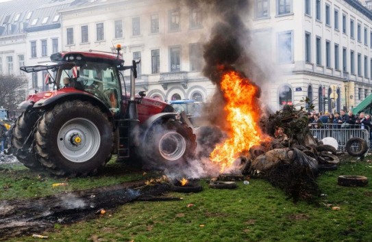 {Тысячи фермеров из 27 стран ЕС съехались в Брюссель} Молдавские Ведомости