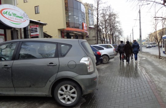 {700 водительских удостоверений будут аннулированы} Молдавские Ведомости