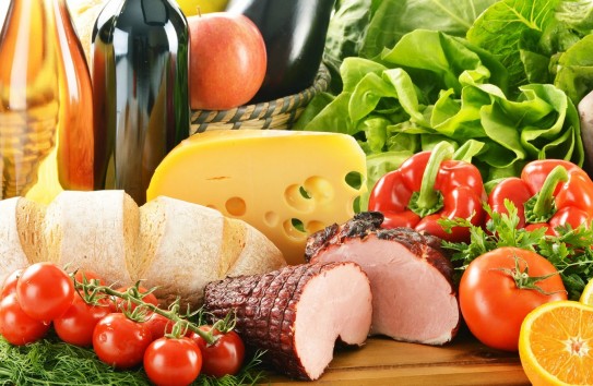 {Кишиневцы едят больше хлеба и меньше мяса по сравнению с жителями ЕС} Молдавские Ведомости