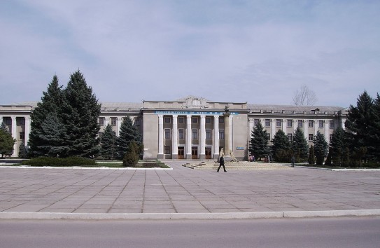 {Филат: Университет в Кагуле уничтожают ради того, чтобы ректор ТУМ Бостан получил еще один мандат} Молдавские Ведомости