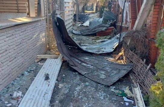 {Украинские дроны ударили по кафе и гостинице в Херсонской области под бой курантов} Молдавские Ведомости