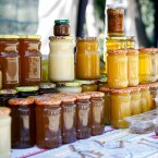 Производство меда сократилось вдвое