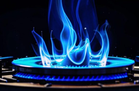 {Греки продают нам через румын дешевый российский трубопроводный газ - или дорогой американский СПГ?} Молдавские Ведомости