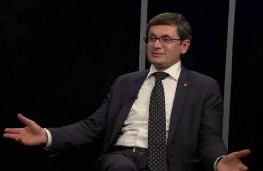 {Гросу: Референдум об объединении с Румынией был бы популизмом, но я проголосовал бы за} Молдавские Ведомости