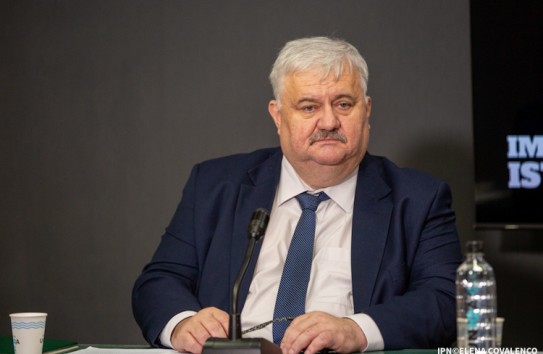 {Ректор МолдГУ Игорь Шаров не будет баллотироваться на второй срок} Молдавские Ведомости