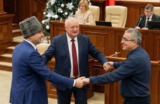 {66 партий - а оппозиция бессильна} Молдавские Ведомости