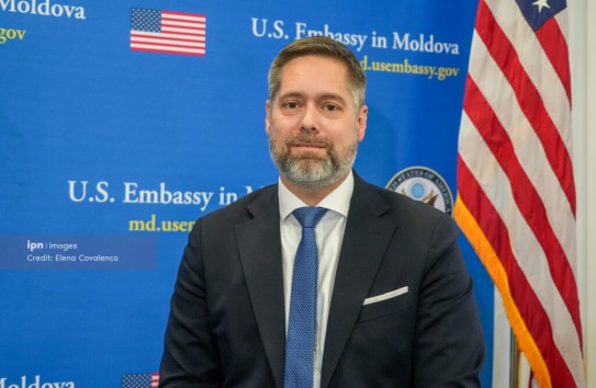 {Кристофер Смит объяснил, чем американский СПГ лучше российского газа} Молдавские Ведомости