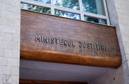 {Средства коррупционеров - на социальные цели: как выполнено обещание Майи Санду } Молдавские Ведомости