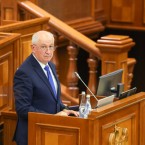 Сто дней кабинета Мунтяну: оппозиция считает власть никчемной