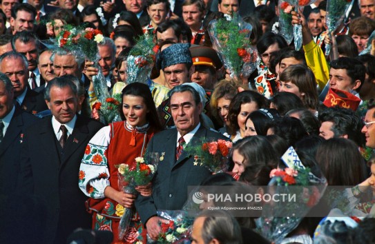 {Как Брежнев отобрал контроль над МССР у украинцев и передал в руки молдаван } Молдавские Ведомости