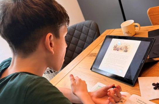 {Учебник истории для VI класса переписан с помощью ИИ} Молдавские Ведомости