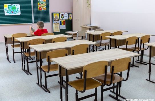 {46 процентов учащихся заявили, что одноклассники о них сплетничали} Молдавские Ведомости