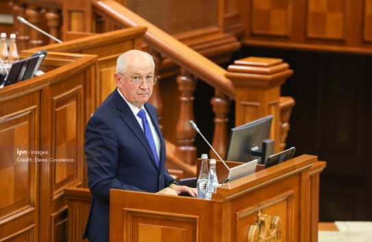 {Почему компании премьера Мунтяну не инвестируют в Молдову? } Молдавские Ведомости