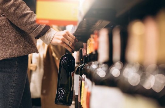 {На декларацию Кишинева о поддержке Украины Киев ответил введением эмбарго на молдавское вино} Молдавские Ведомости