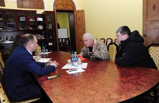 {Как мэры Кишинева и Бельц строят города-банкроты} Молдавские Ведомости