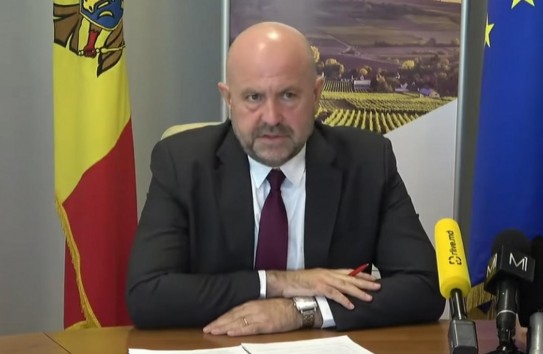 {Боля: 3000 км дорог в очень плохом состоянии, отремонтируют только 210 км} Молдавские Ведомости