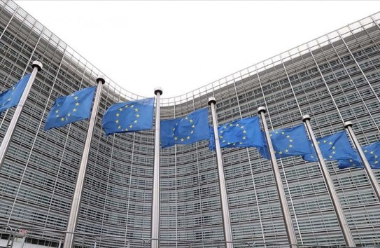 {Еврокомиссия борется с экстремизмом - или с убеждениями и критикой?} Молдавские Ведомости