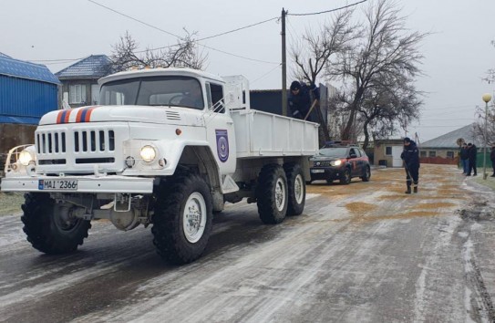 {Молдавские спасатели работают на технике времен СССР } Молдавские Ведомости