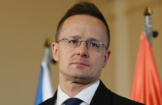 {Сийярто приехал в Москву договариваться о дешевой нефти и газе} Молдавские Ведомости