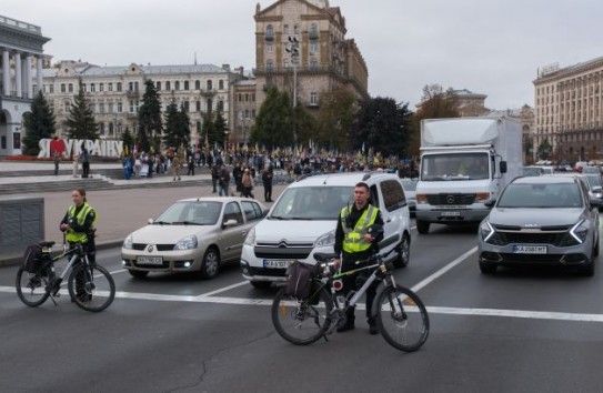 {"Всем красный": на Украине ввели ежедневную минуту молчания } Молдавские Ведомости