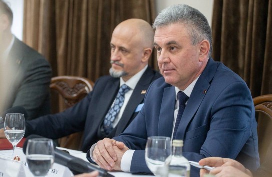 {"История не знает ни одного примера, чтобы Молдова вернула Приднестровью хотя бы рубль, незаконно отнятый у наших граждан"} Молдавские Ведомости