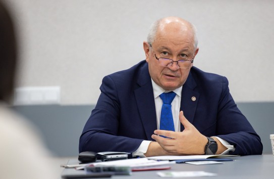 {Мунтяну: Предлагать отменить акцизы на топливо на время кризиса - провокация} Молдавские Ведомости